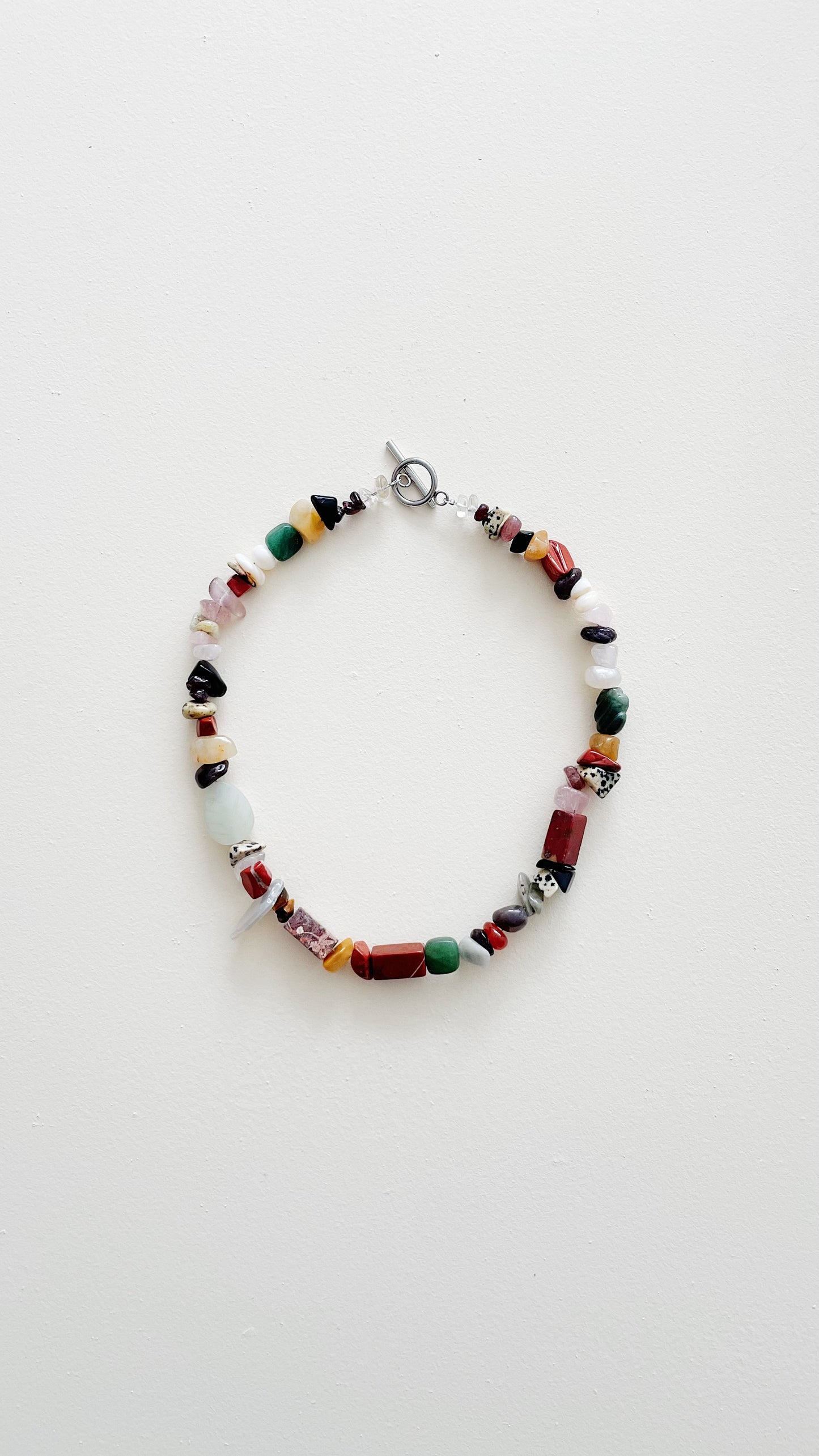 COLLAR EN ESENCIA SIETE CHAKRAS