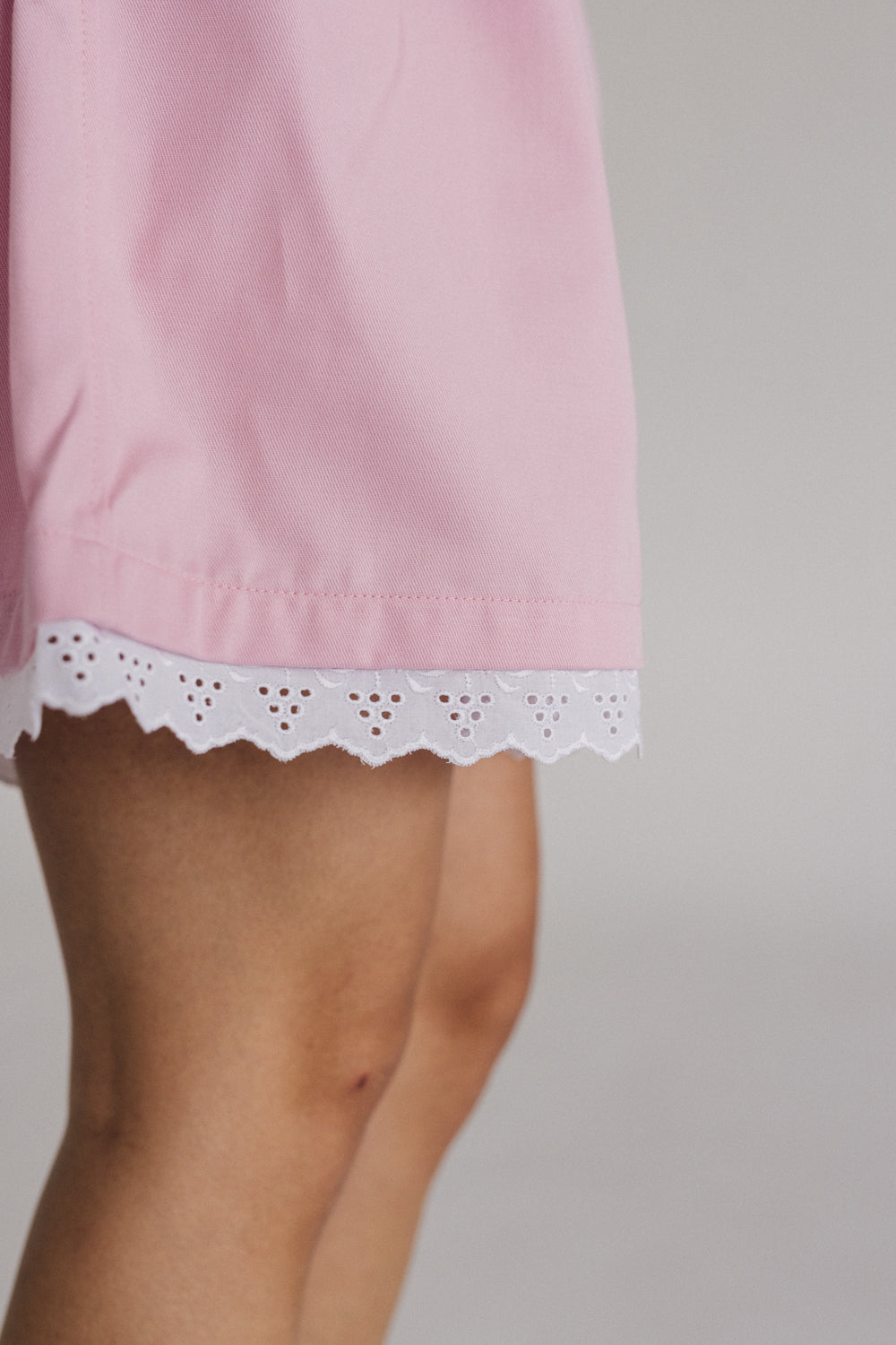 SHORT VÍNCULO ROSADO