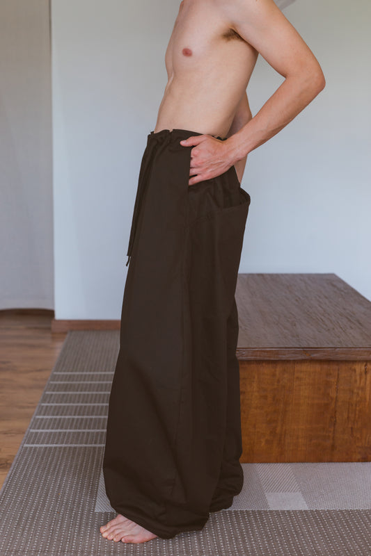 PANTALÓN SENTIDO MOKA